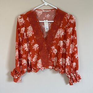 NWT Francesca’s Mi Ami Cropped Blouse